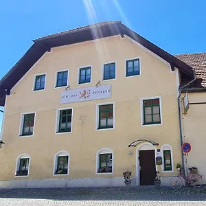 Maison d'hôtes Schlosspension, Ering
